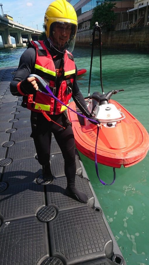 ncw 2mm long john jetskiing with hong kong fire brigade