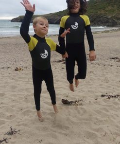 kids are warm and happy with the right wetsuit fit