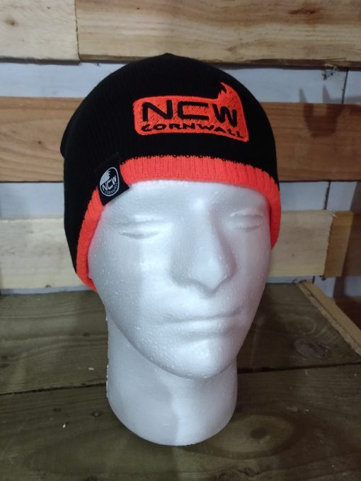 fold over / cuffed beanie hat (black / orange)