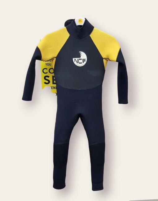 NCW 5m warm winter wetsuit - Size XXL - age 7/8