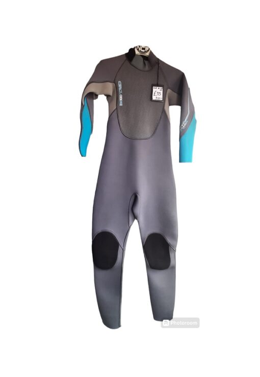 Used Kids/juinor Circle One 3/2m wetsuit - age 10-12ish