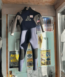 Pre loved O'shea winter wetsuit - 5mm - age 6 - £49