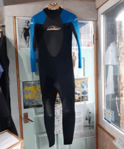 Pre loved Alder winter wetsuit - 5/4/3 - size junior 3XL - age 14 to 17 - contact us for more size details - £65